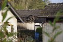 Feuer 1 brannten 3 Lauben Koeln Fuehlingen Kriegerhofstr P096